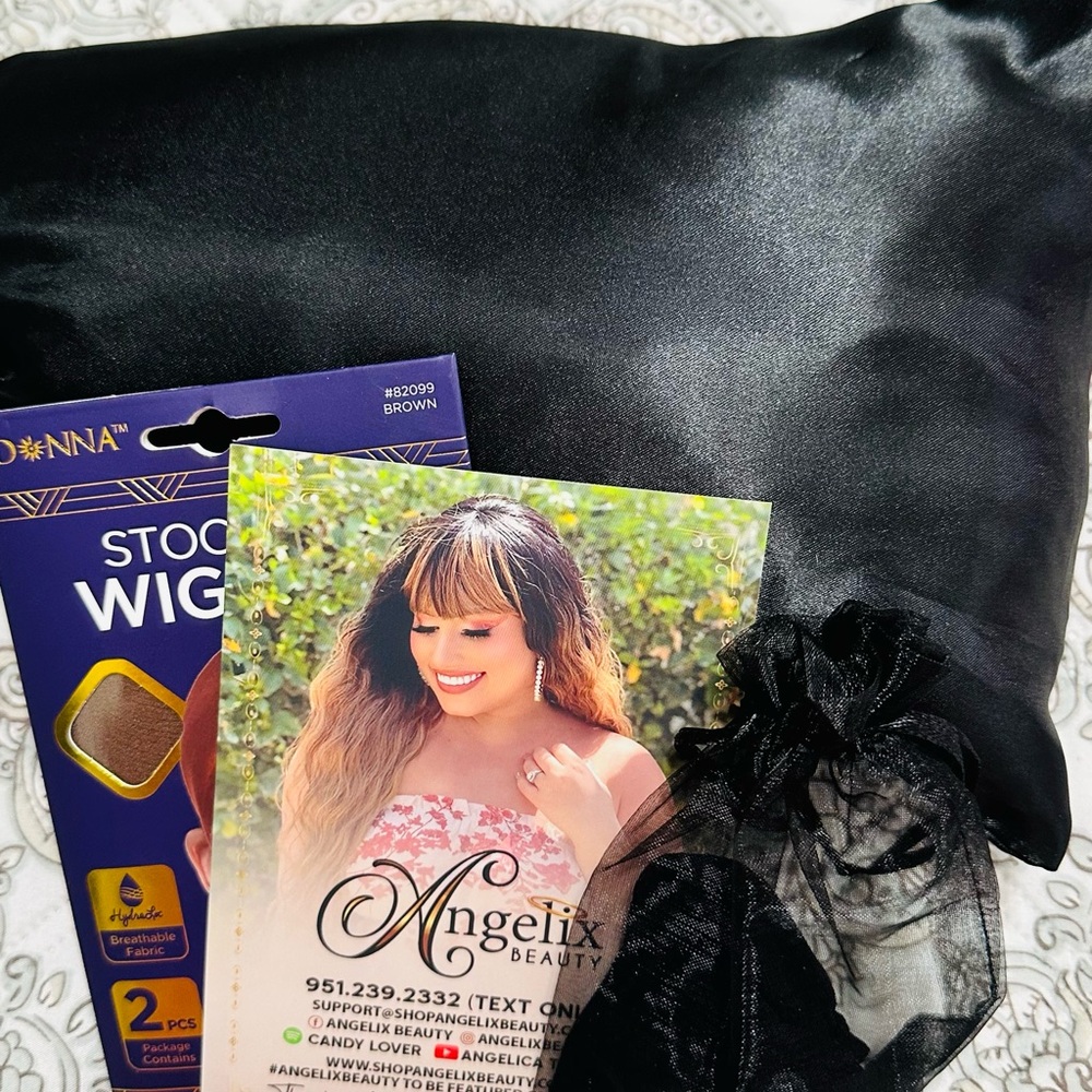 Angelix Collection Wig with Beautiful, highlights - Picture 7 of 14
